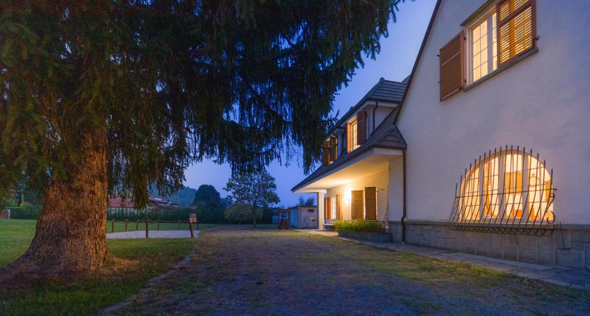 Blu Lavanda Bed & Breakfast Panzió Luserna San Giovanni Kültér fotó